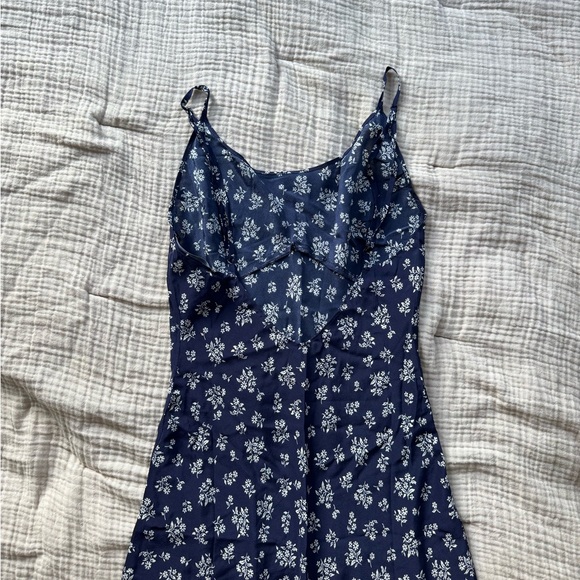 Realisation Par Navy Floral Dress - Picture 2 of 5